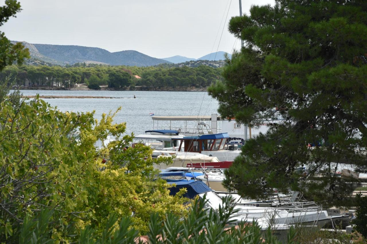 Apartamento La Familia Šibenik Exterior foto