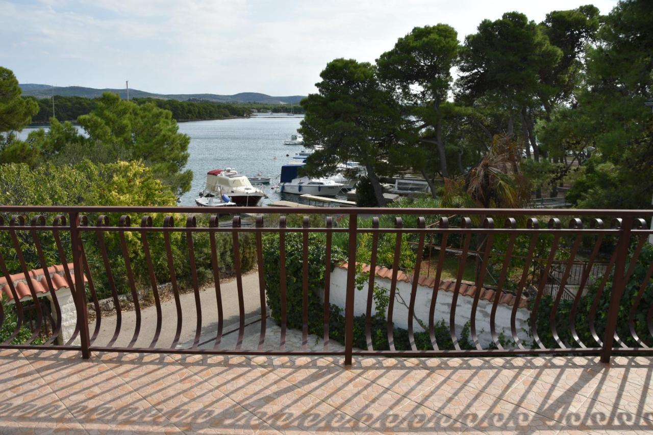 Apartamento La Familia Šibenik Exterior foto